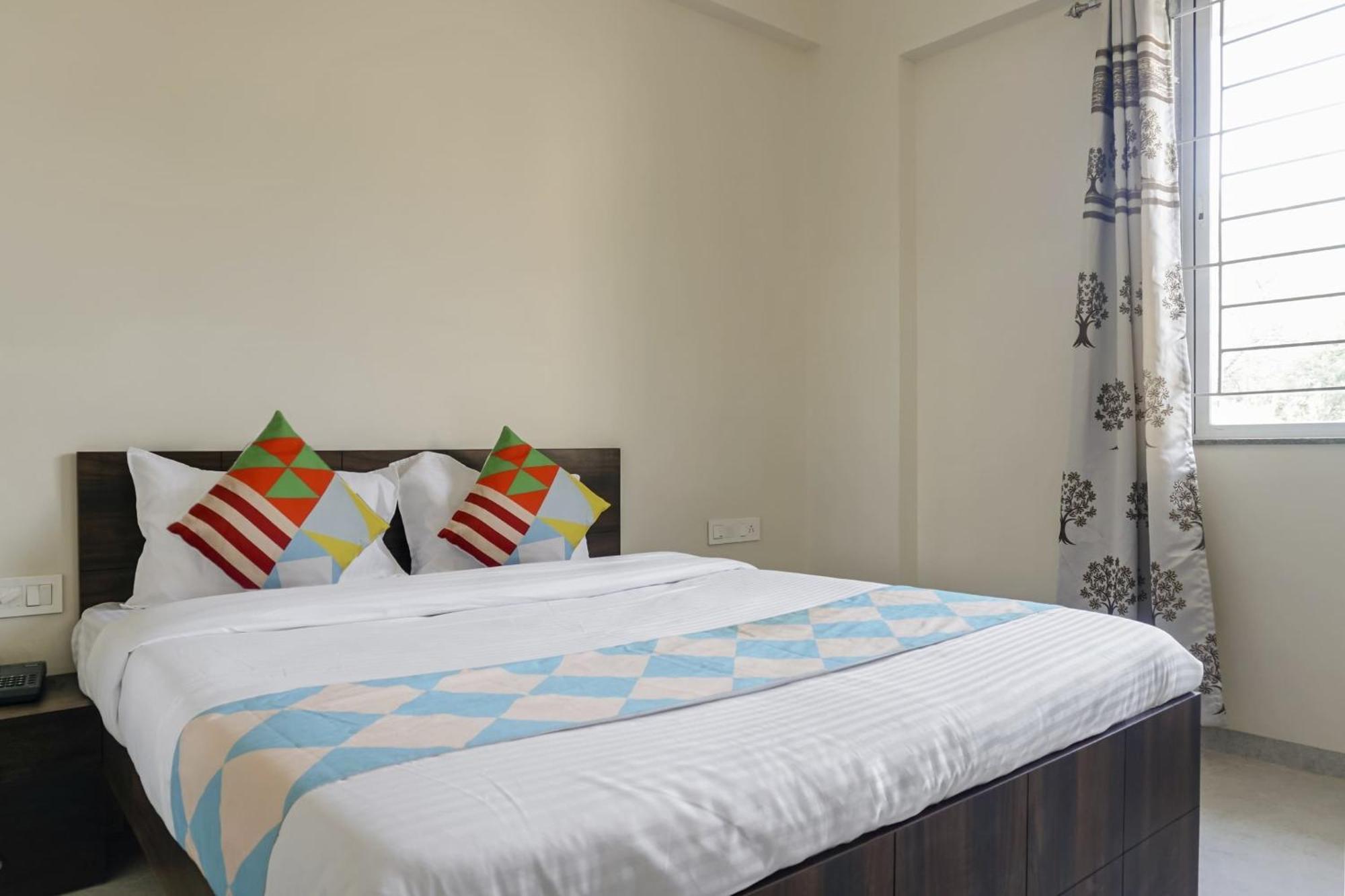 Hotel O Home Elegant Prime Ville Chinchvad Esterno foto